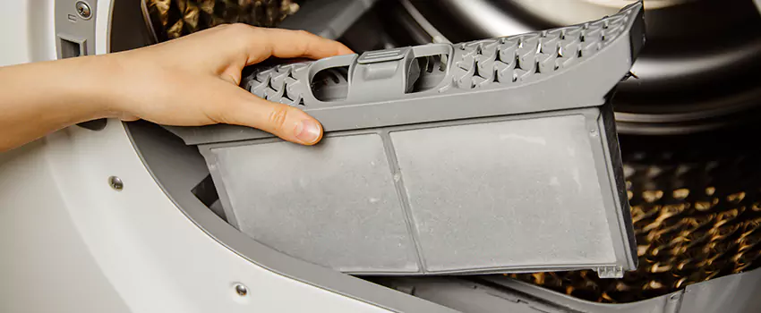 Signs Of A Clogged Dryer Lint Trap in Yorba Linda, California